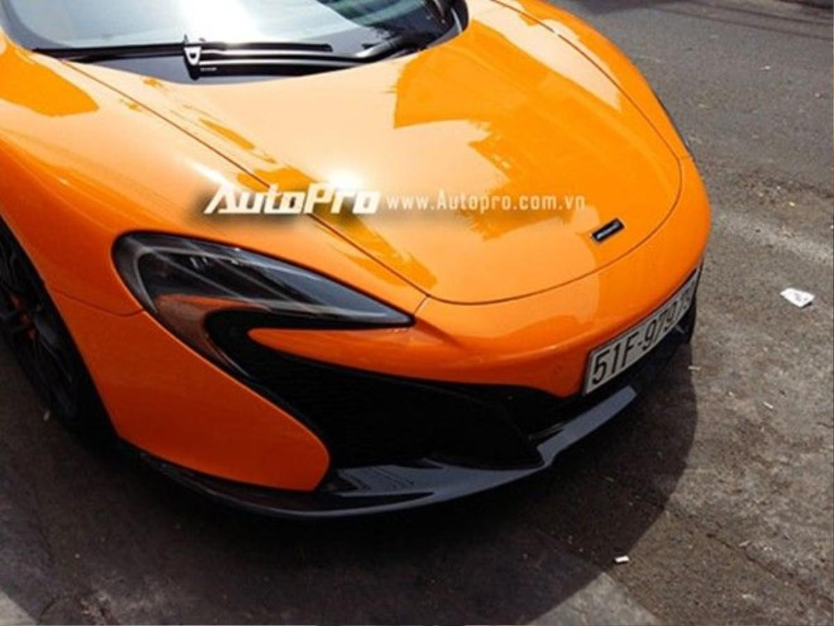 Tại thị trường nước ngoài, giá bán lẻ đề xuất cho McLaren 650S Spider là 265.000 USD. Khi nhập về thị trường Việt Nam, đa số xe đều thuộc dạng đã qua sử dụng nên mức giá trung bình sẽ rơi vào khoảng 162.000 đến 220.000 USD.